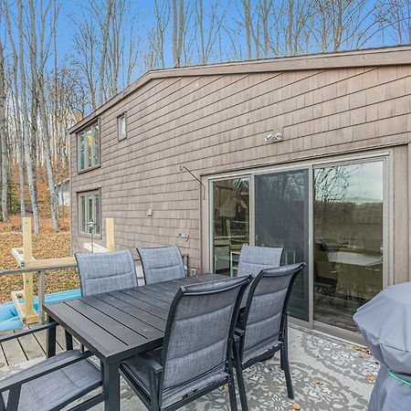 Quiet And Cozy Lakefront Home Near Mt Boyne Γκέιλορντ Εξωτερικό φωτογραφία
